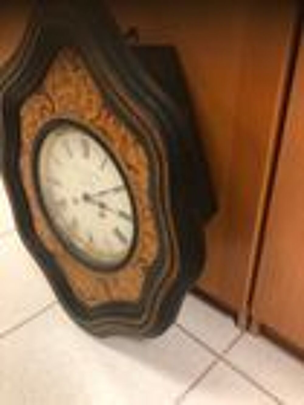 Pendule murale Bijoux et montres