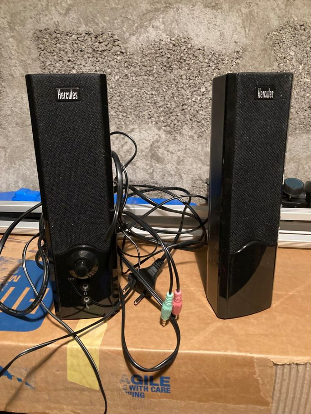 Lot de 2 Haut-parleurs pour informatique Matériel informatique