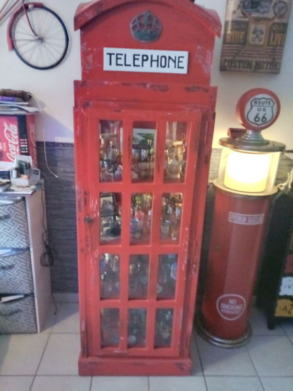 Meuble bois style cabine t&eacute;l&eacute;phonique anglaise Meubles