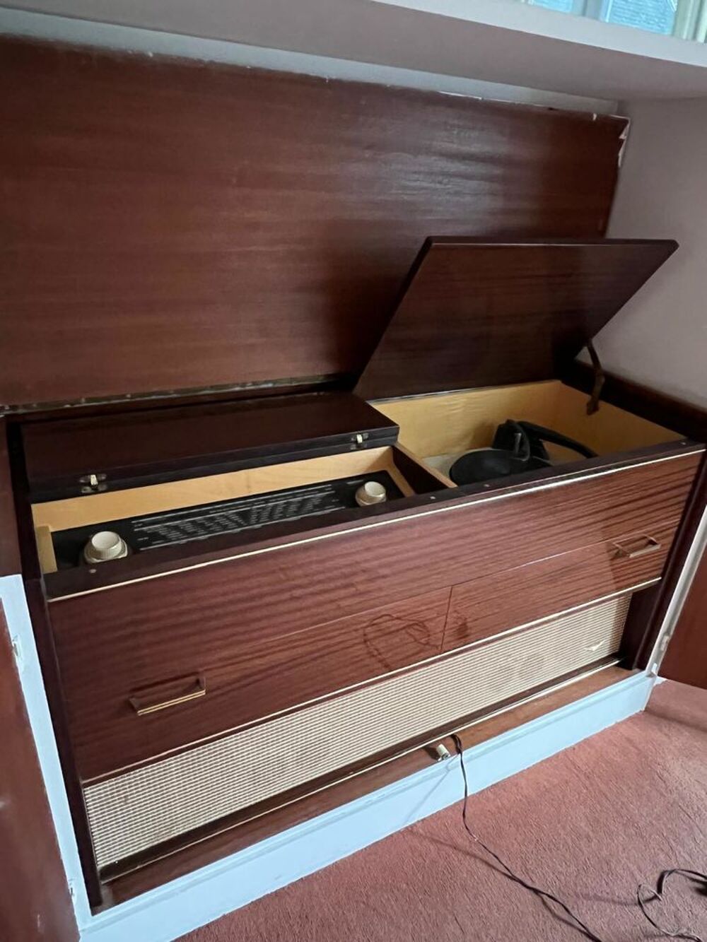 Meuble radio et tourne disques KORTING Audio et hifi