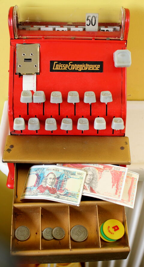 Caisse enregistreuse jouet t�le marchande 1960 70 Issy-les-Moulineaux (92)