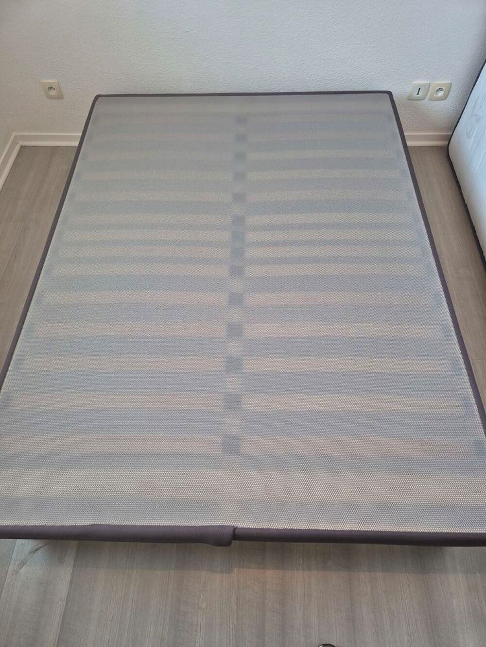 Sommier 140 X 190 &Eacute;tat neuf Meubles