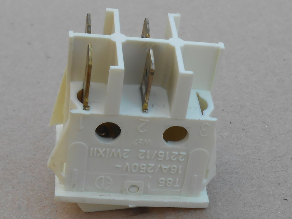 INTERRUPTEUR A BASCULE (117) Bricolage