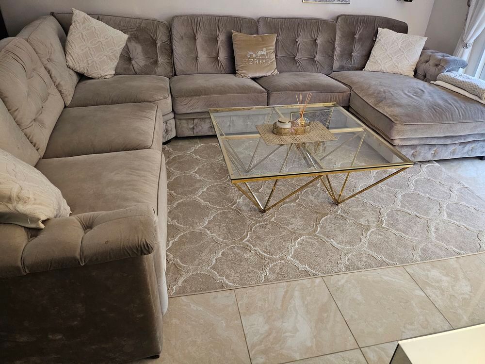Canape en U tissus anti tache couleur taupe Meubles