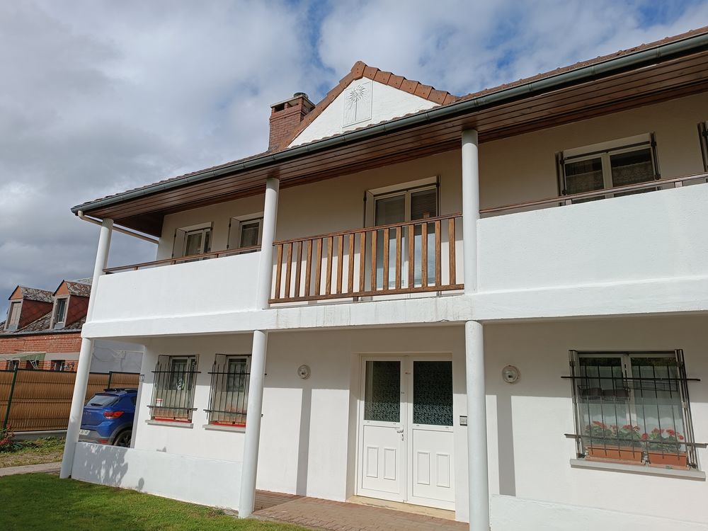 Vente Immeuble A TOTES, IMMEUBLE COMPRENANT 3 APPARTEMENTS (2 F2 + 1 F3) Tôtes