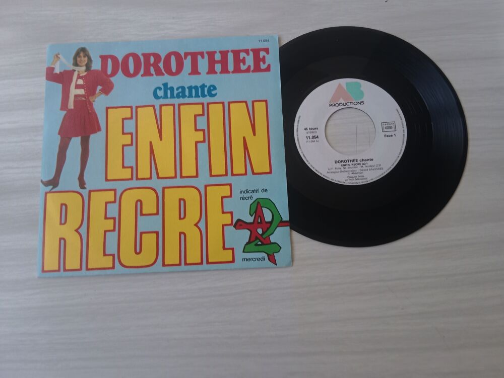45 tours DOROTH&Eacute;E Enfin R&eacute;cr&eacute; CD et vinyles