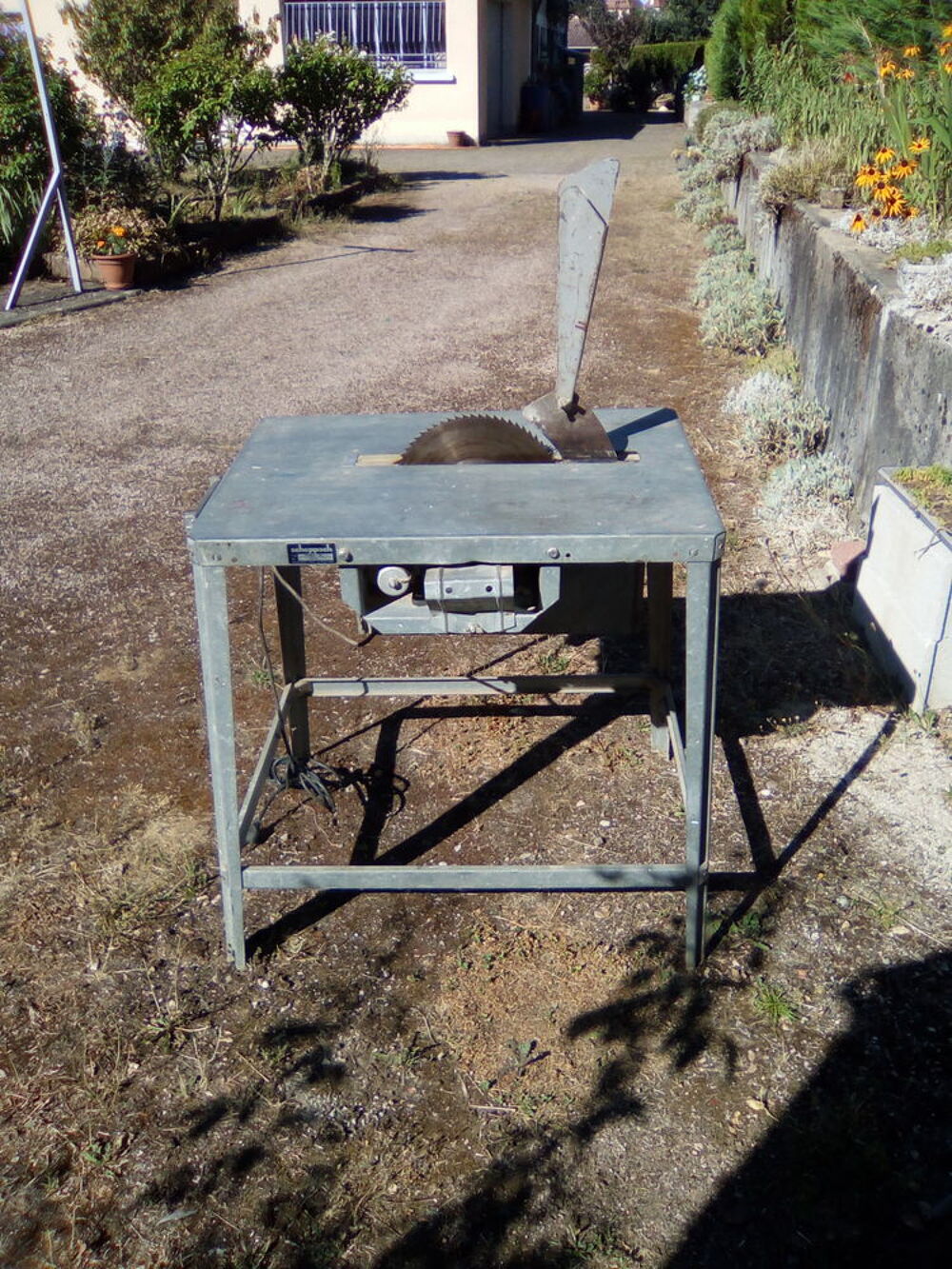 scie circulaire sur table prix &agrave; d&egrave;battre Bricolage