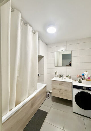  Appartement à louer 3 pièces 64 m²