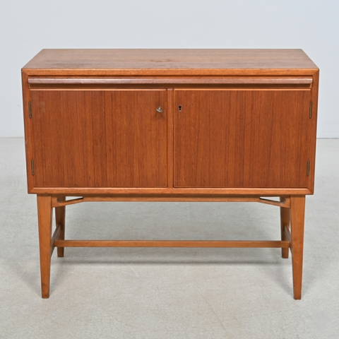 Buffet scandinave vintage en teck avec surface d'écriture 580 Malataverne (26)