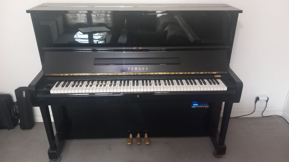 YAMAHA U1 silent (avec syst&egrave;me silencieux) Instruments de musique