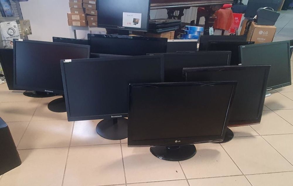 MAT&Eacute;RIEL INFORMATIQUE OUVERT TOUS LES WEEK-END Matériel informatique