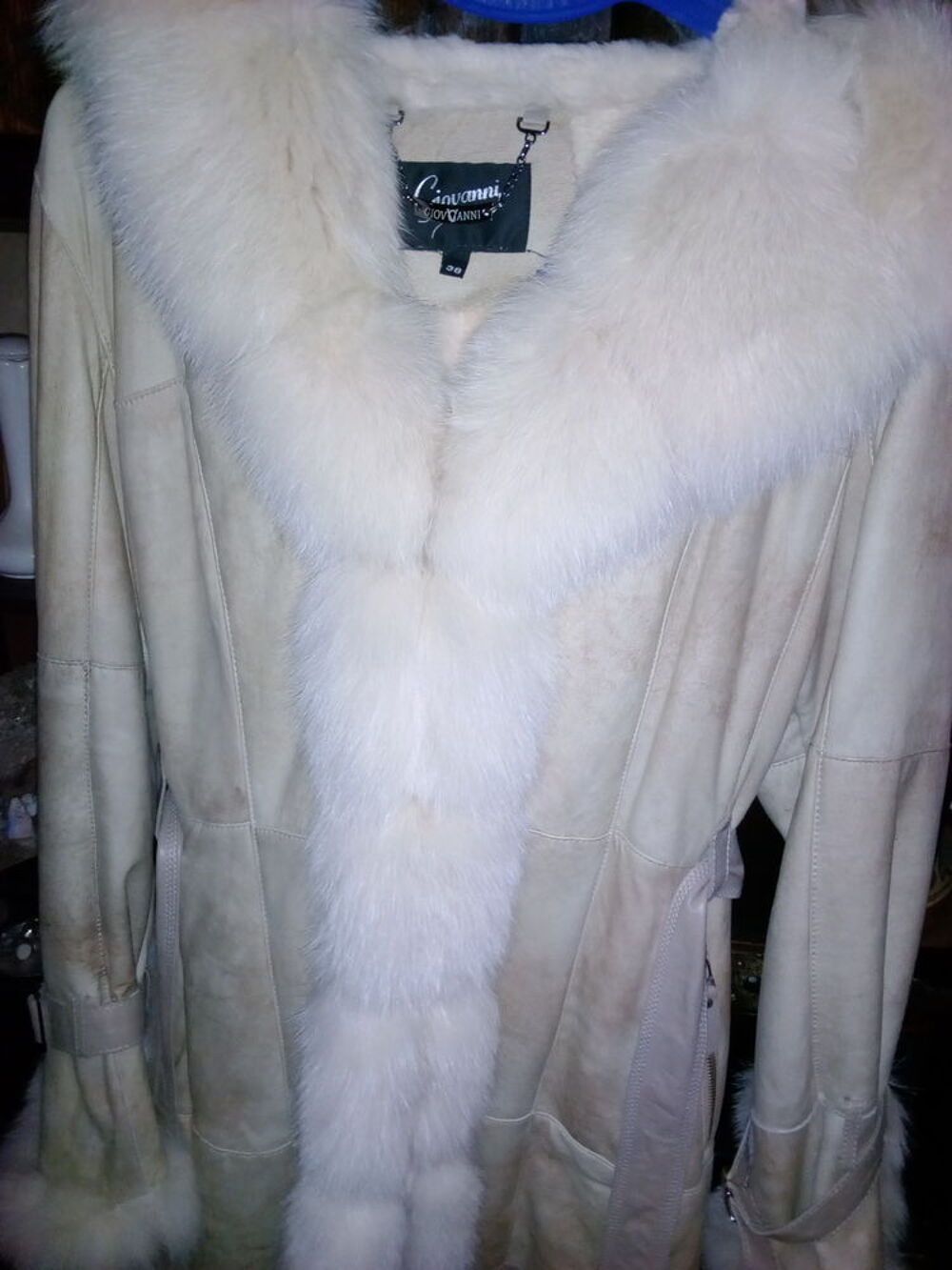 Manteau en fourrure Vêtements