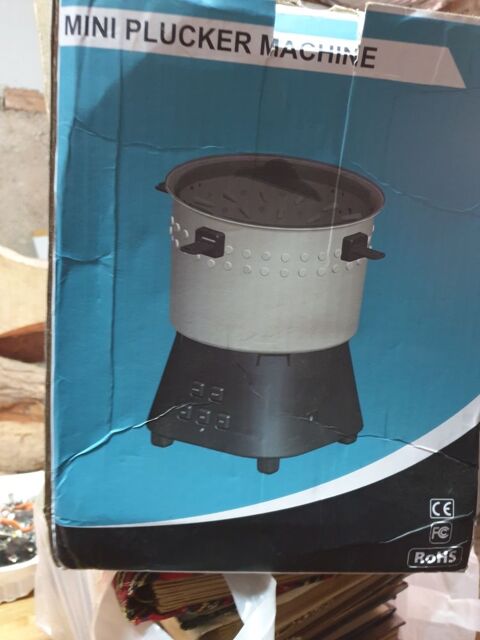 machine � plum� les poules 20 Laval-Roquecezi�re (12)