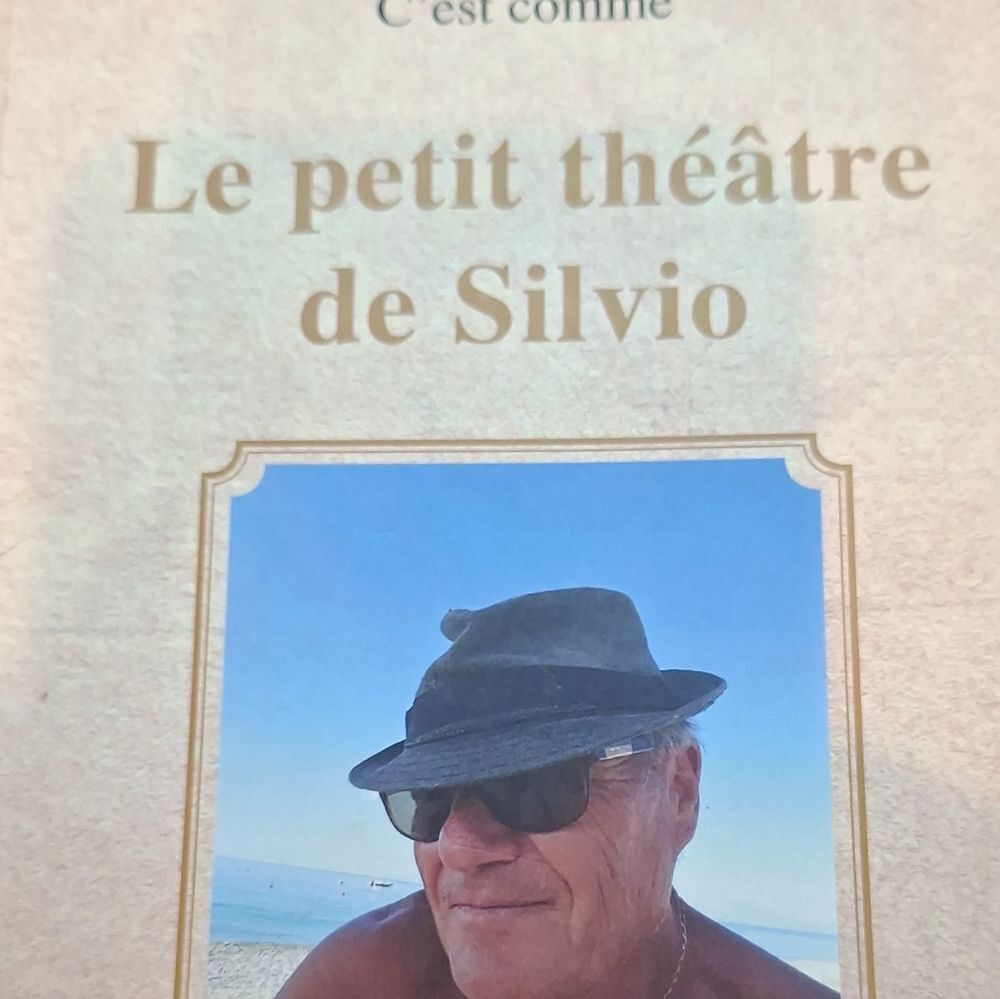 LE PETIT THEATRE DE SILVIO Livres et BD