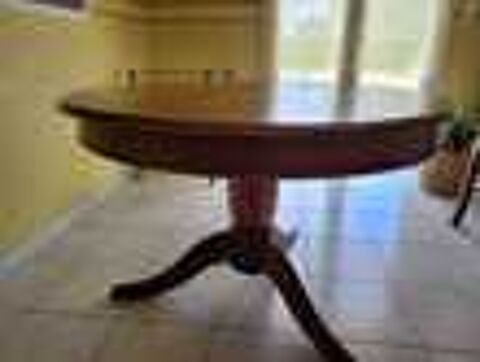 , table, chaises et console Meubles