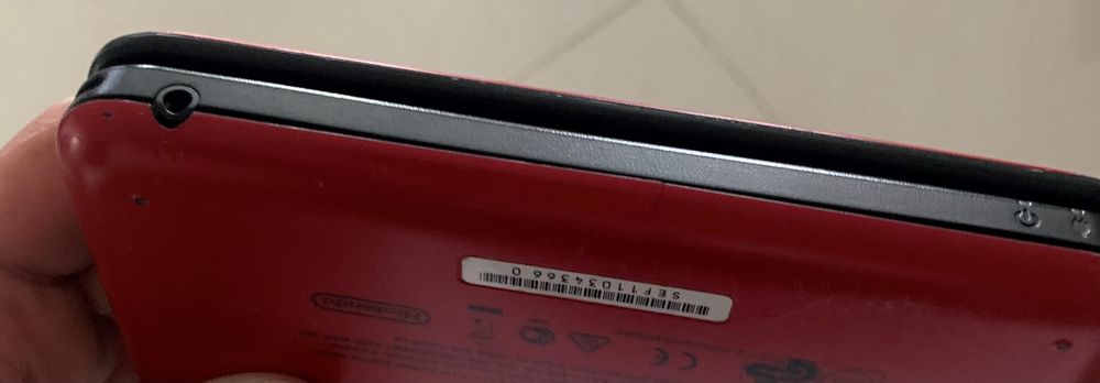 3 ds xl + 2 jeux Consoles et jeux vidéos
