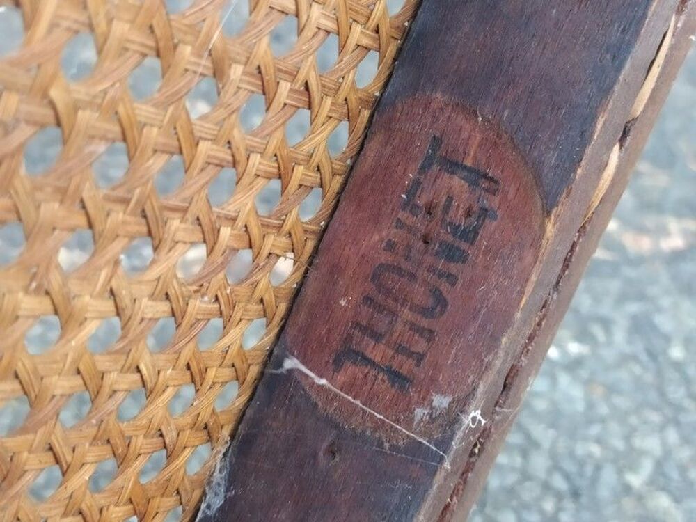 Si&egrave;ge Enfant Fauteuil Thonet Cann&eacute;
roc s Meubles