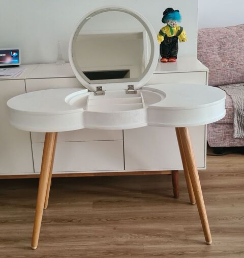 Coiffeuse & bureau (2 fonctions) 200 Lav�rune (34)