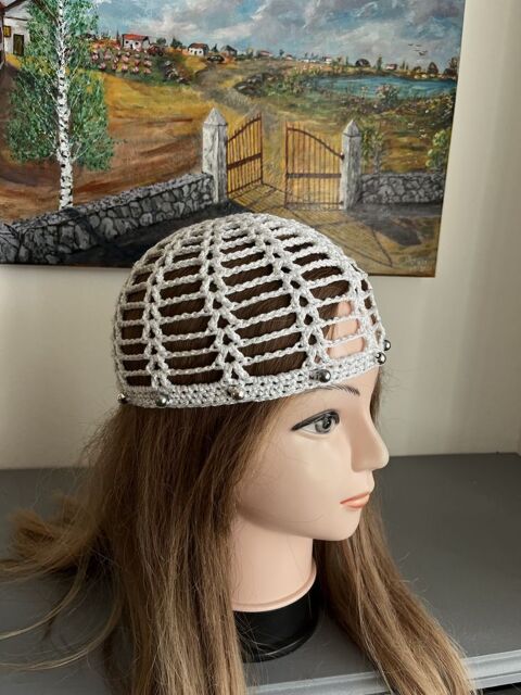 Chapeau Blanc paillettes argent� perles fait main 18 Saint-Prix (95)