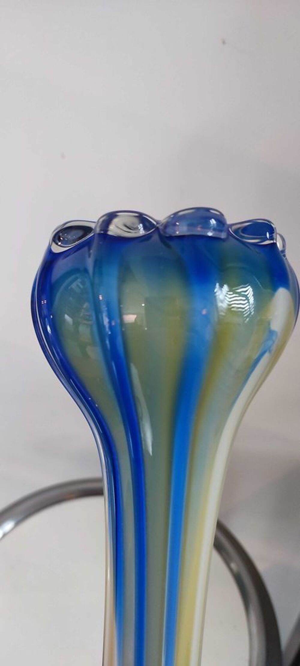 Vase en verre souffl&eacute; Murano Calla Lily ann&eacute;es 60-70 