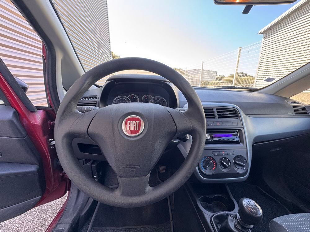 Punto 1.2 8V 65 Cult 2010 occasion 84290 Sainte-C&eacute;cile-les-Vignes