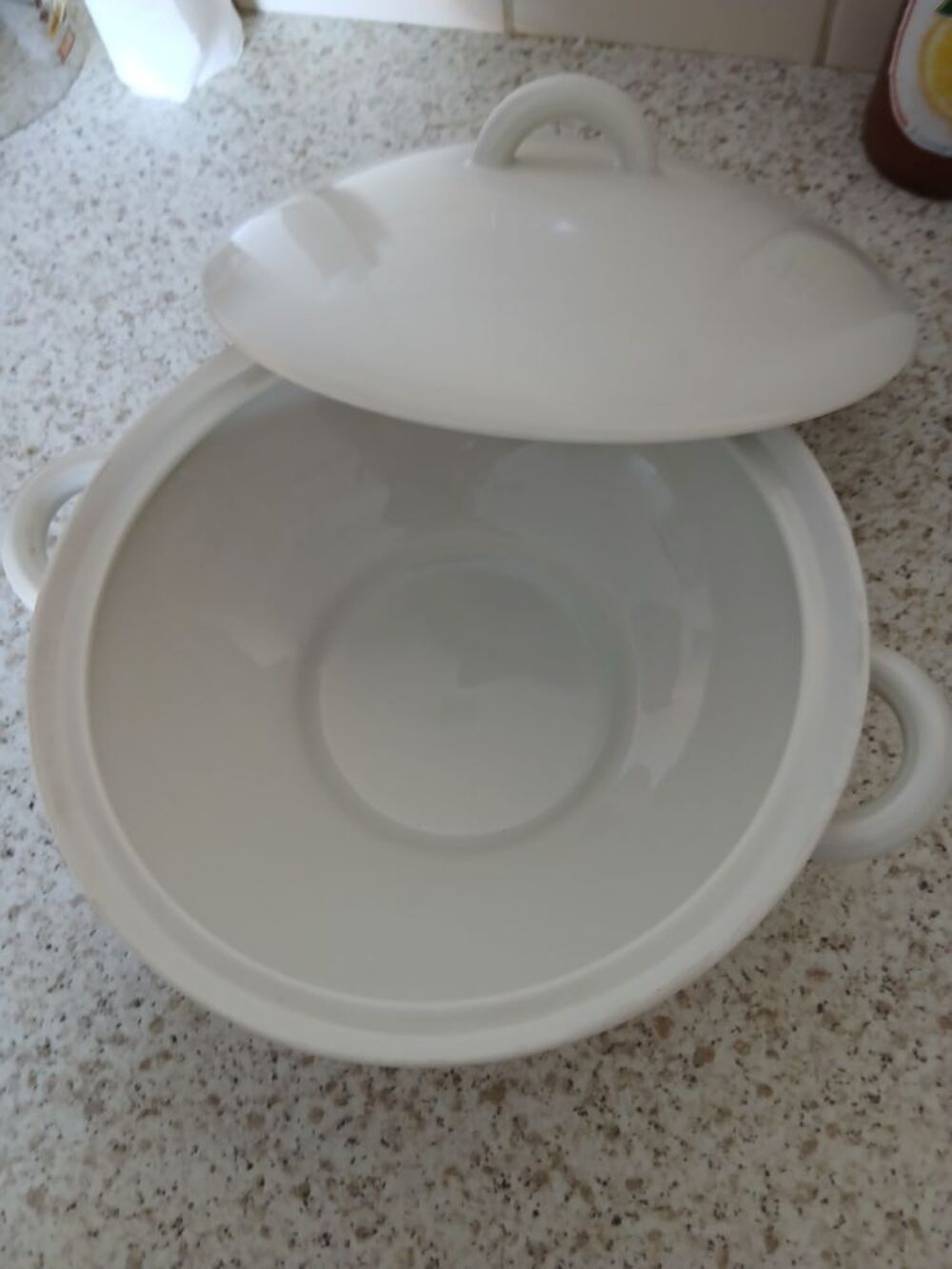 Soupi&egrave;re blanche Cuisine
