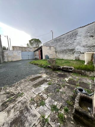  Maison � vendre 6 pi�ces 270 m�