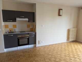  Appartement à louer 1 pièce 34 m²