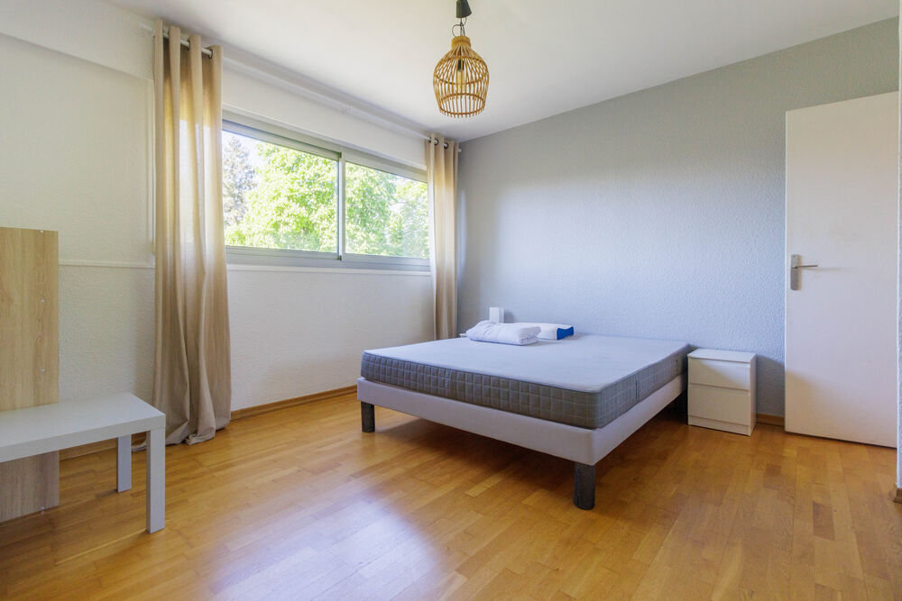 Location Appartement FURNISHED 3 BEDROOM APARTMENT TO RENT IN FERNEY-VOLTAIRE Ferney-voltaire