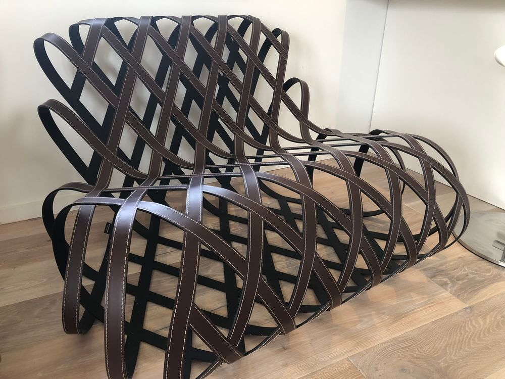 fauteuils ultra haut de gamme, v&eacute;ritables pi&egrave;ces d'art sign&eacute; Meubles