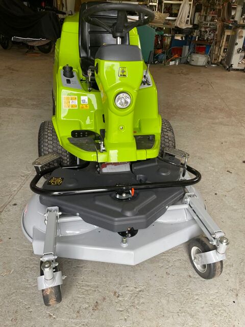 tondeuse autoportée Grillo FD280 neuve 6800 Saint-Clair-d'Arcey (27)