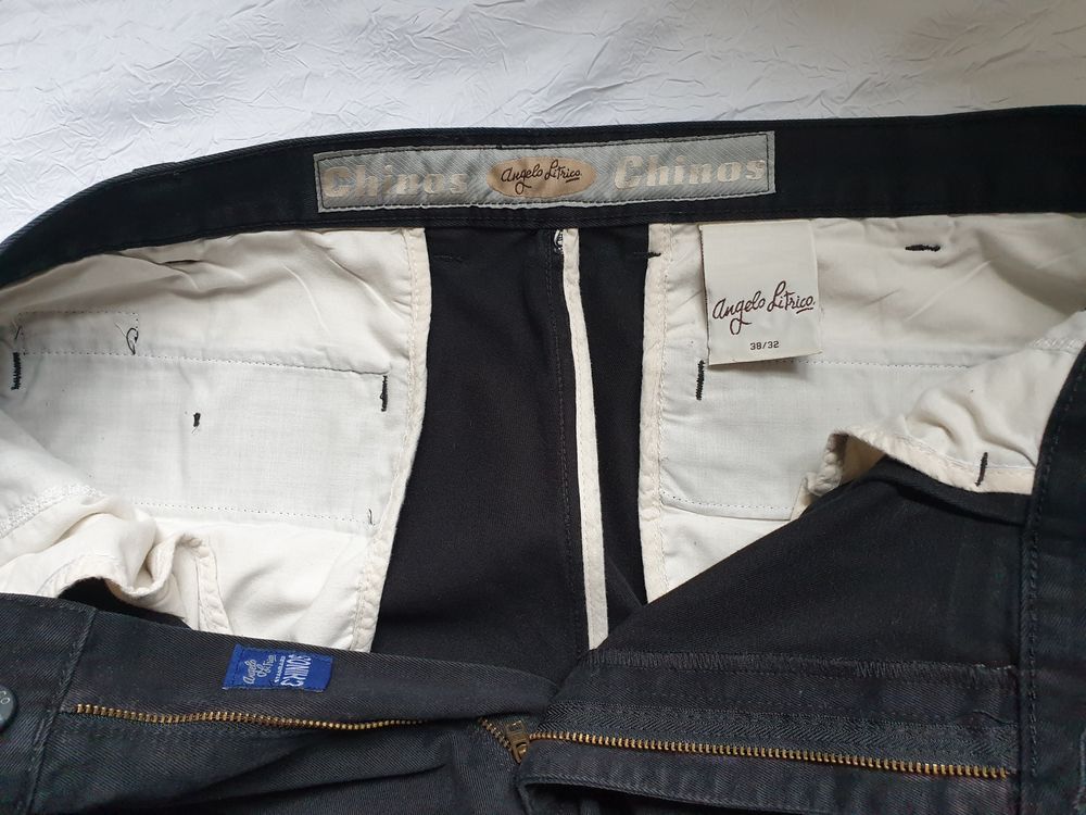 Pantalon homme Chinos Angelo Litrico
Vtements