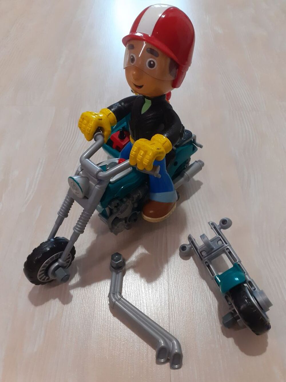 La Moto de Manny et Ses Outils de Mattel Jeux / jouets