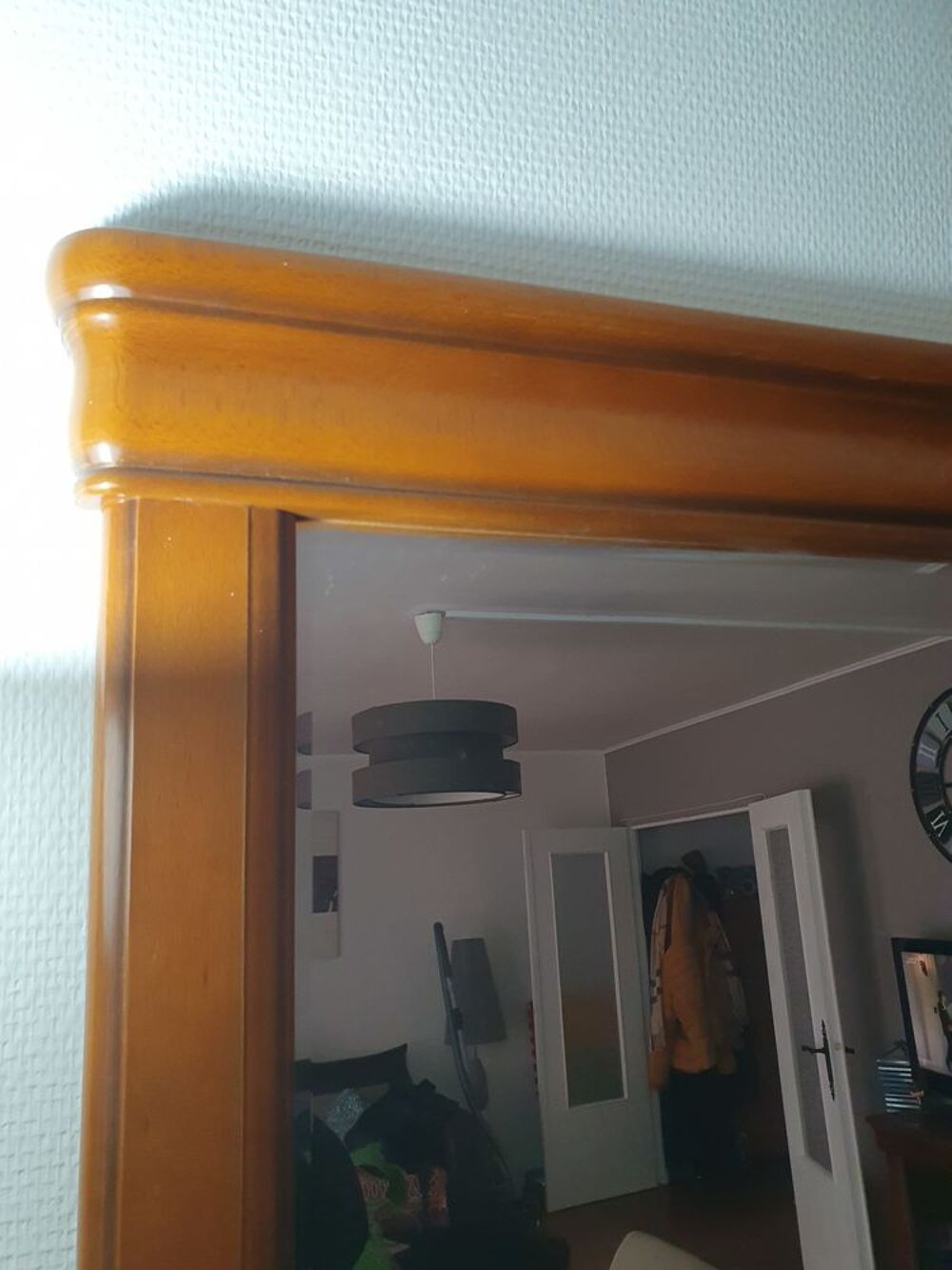 Tr&egrave;s joli miroir en merisier massif Meubles