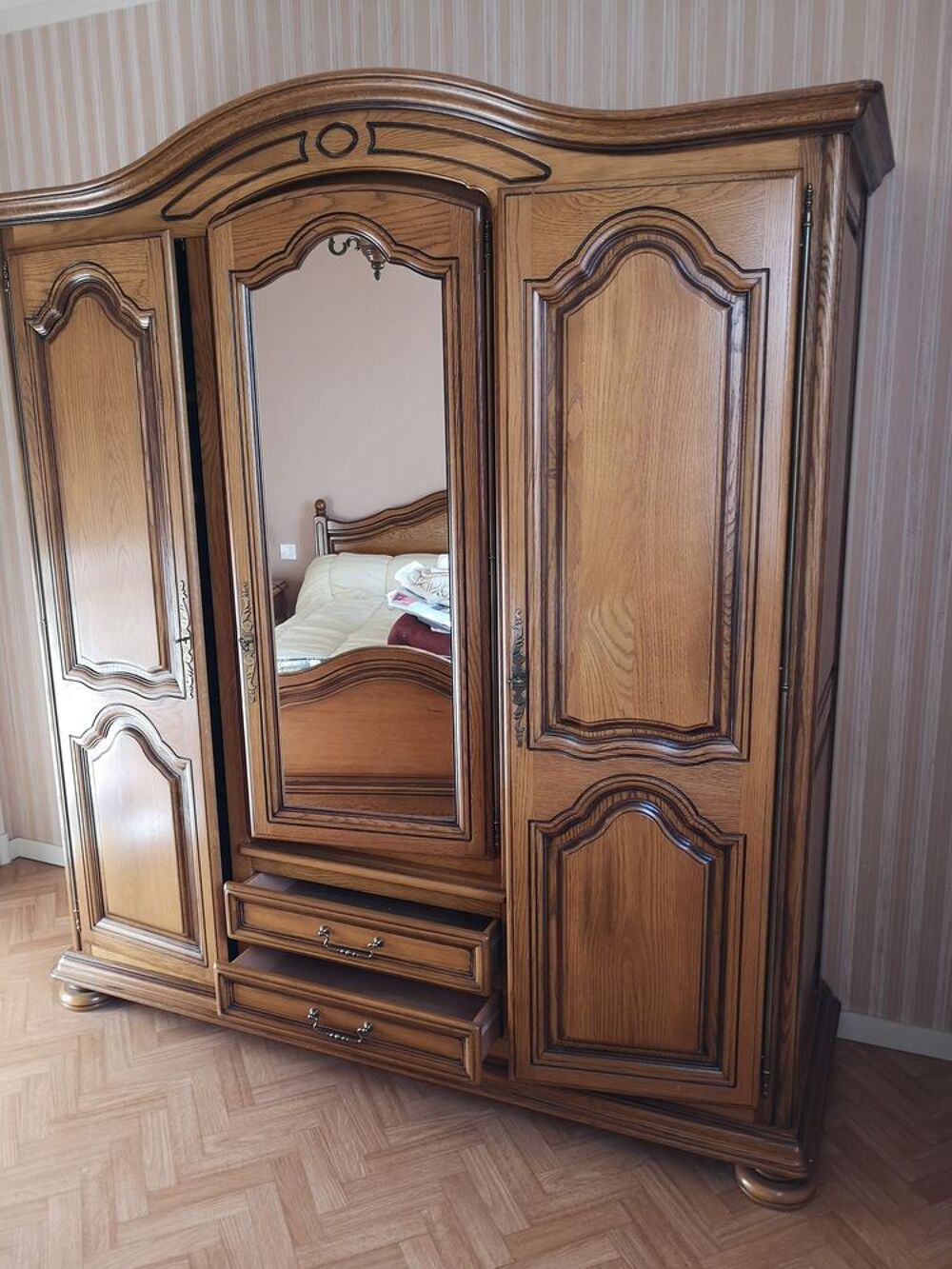 armoire style ancien Meubles
