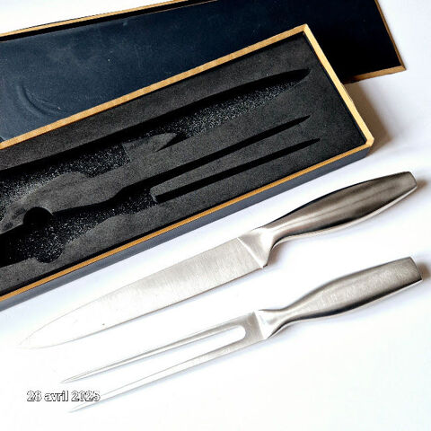 Ensemble couteau à découper et fourchette en inox massif 19 Saumur (49)