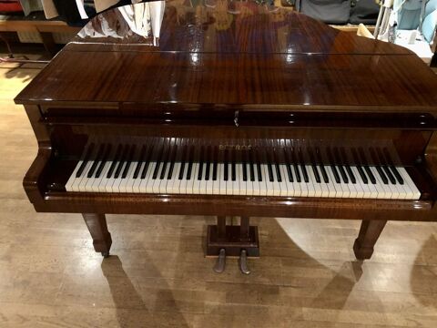 piano 1/4 de queue PETROF 0 Stiring-Wendel (57)