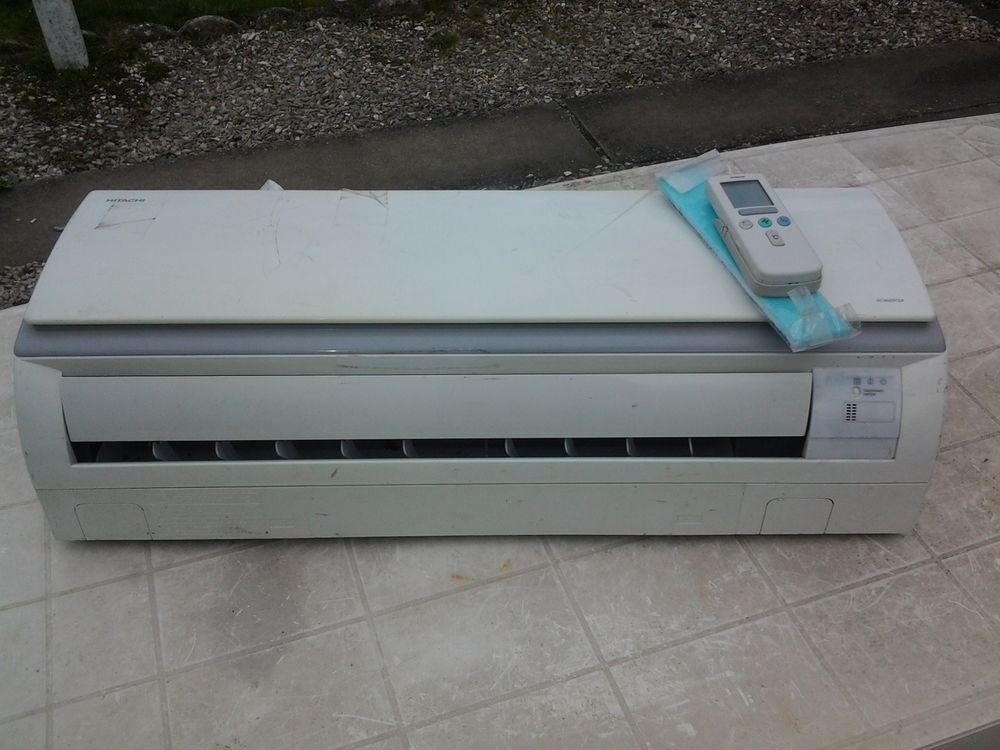 CLIMATISEUR HITACHI RAK-25N6 neuf. Electromnager