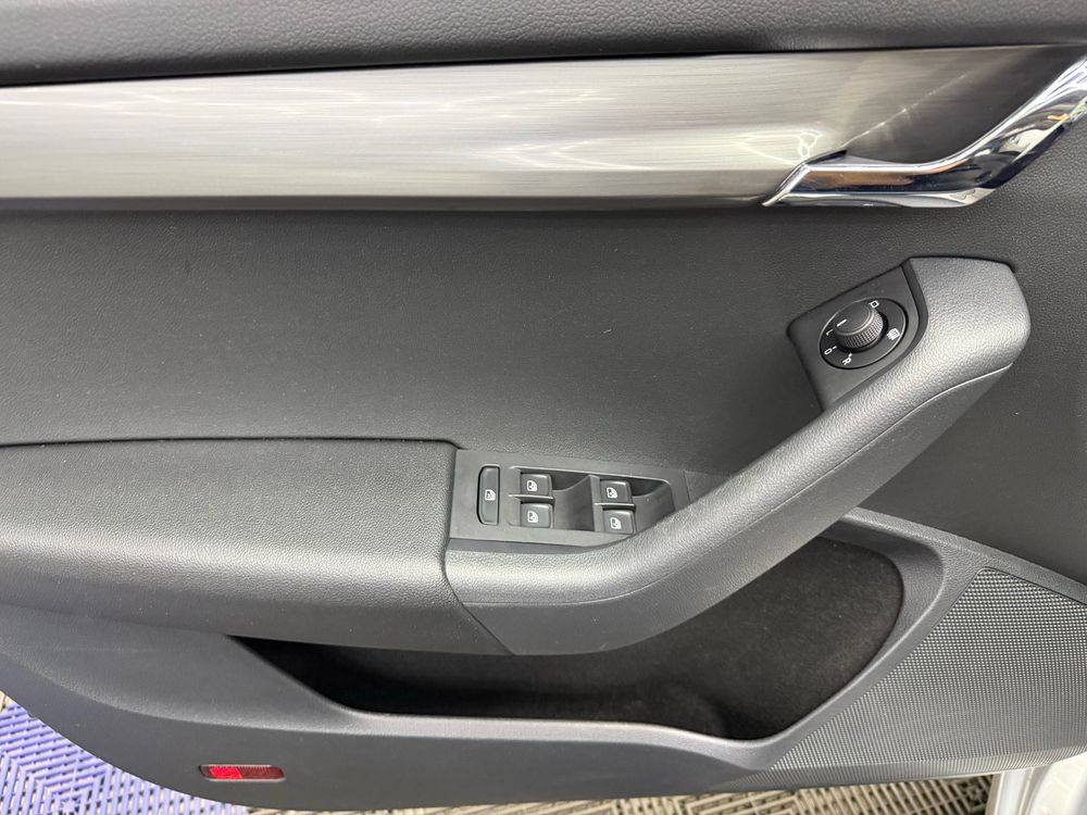 Octavia Combi 2.0 TDI 150 ch SCR DSG7 CLEVER (7 CV) 2019 occasion 69120 Vaulx-en-Velin