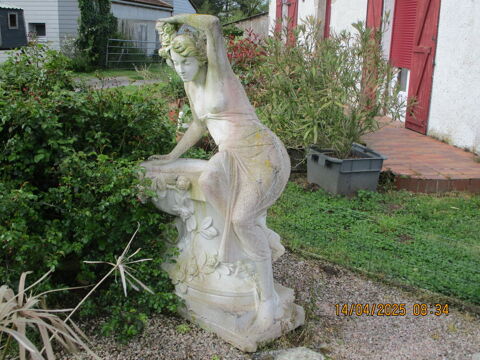 Statue en pierre 500 Amailloux (79)