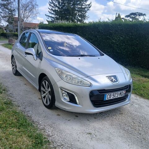 Peugeot 308 1.6 e-HDi 112ch FAP F&eacute;line