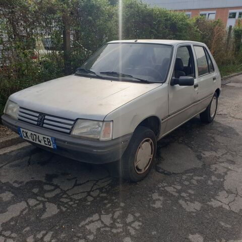 Peugeot 205 