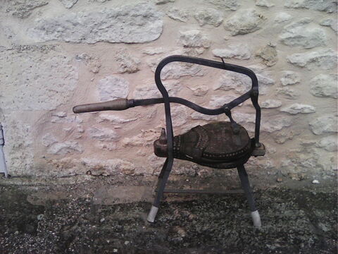 Soufflet sur pieds. 5 Cleyrac (33)