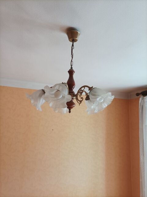 Lustres  donner 0 Modane (73)