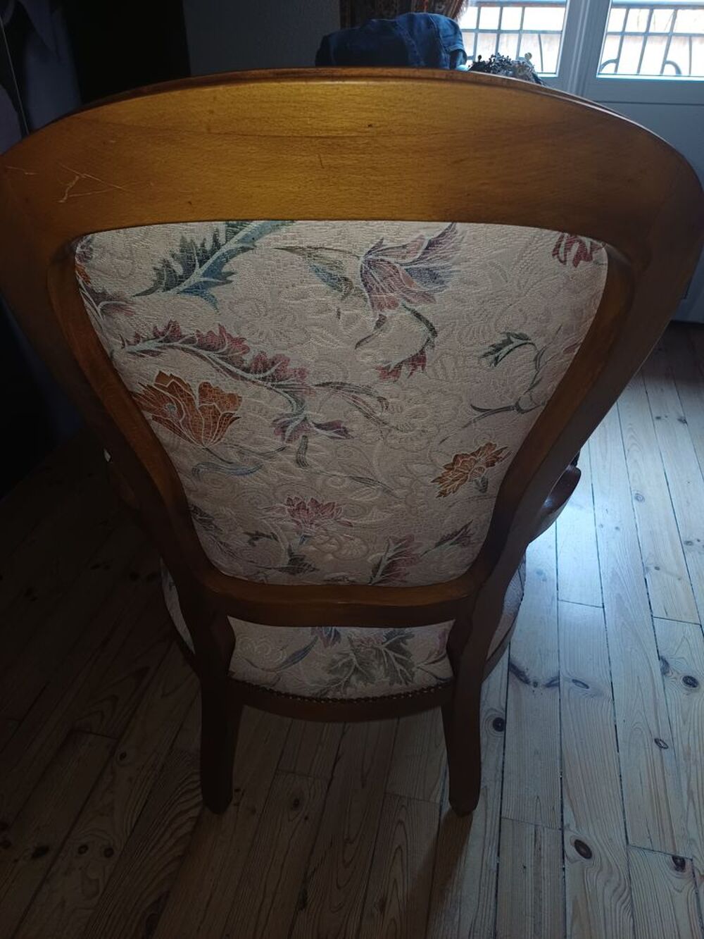 Fauteuil style ancien Meubles