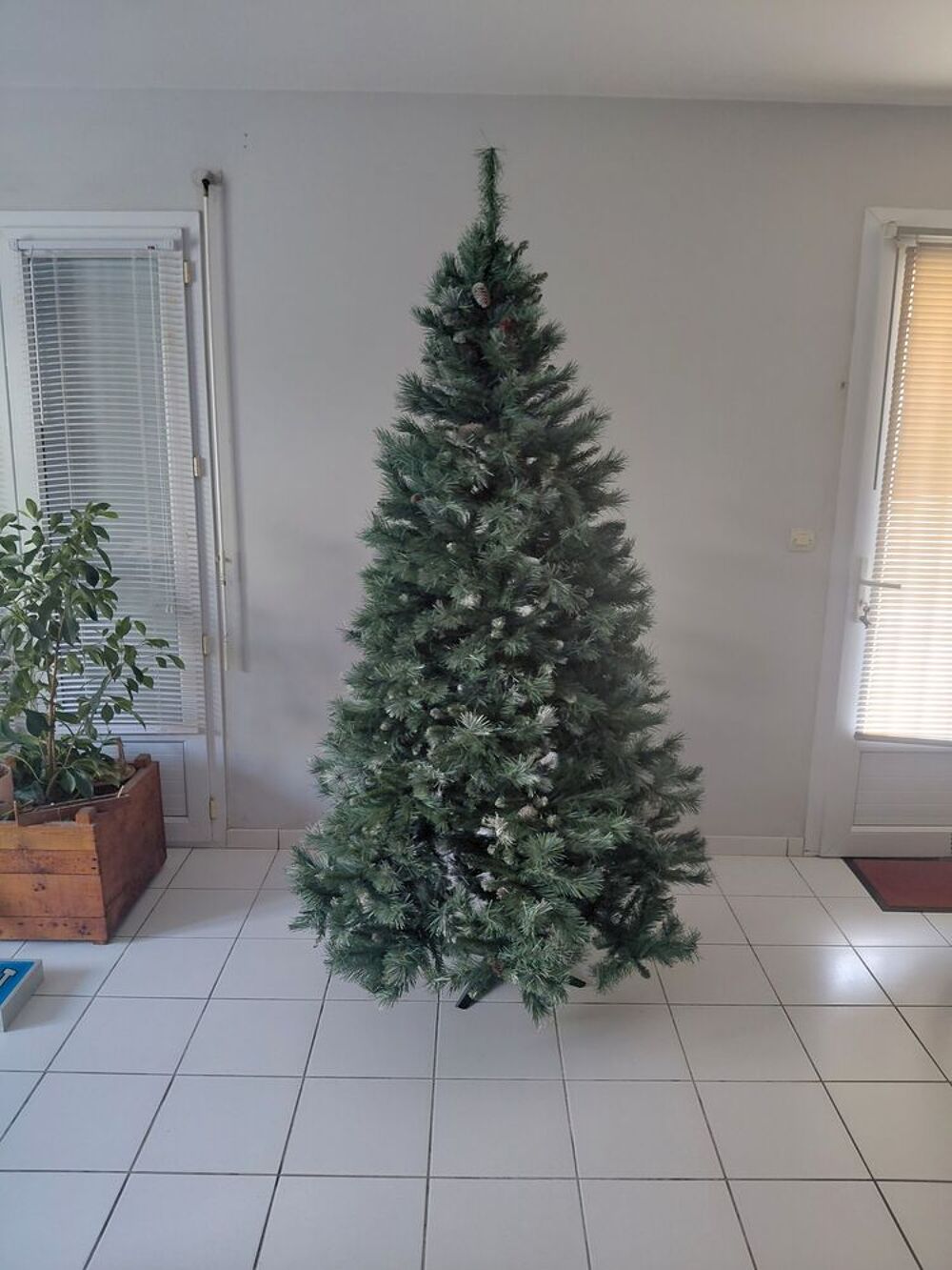 Grand sapin artificiel Décoration