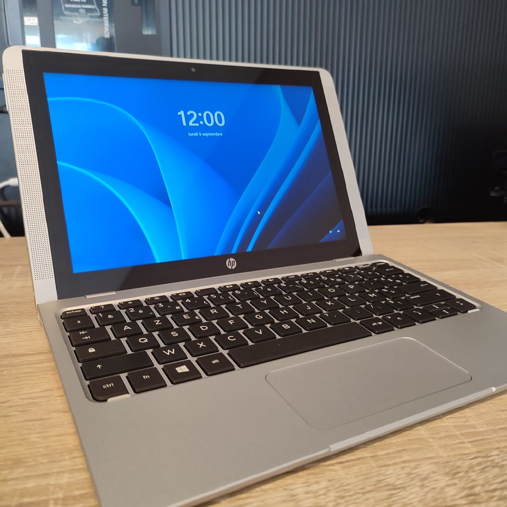 Pc portable HP Tactile Hybride Tablette 2 en 1 Windows 11 Or Matériel informatique