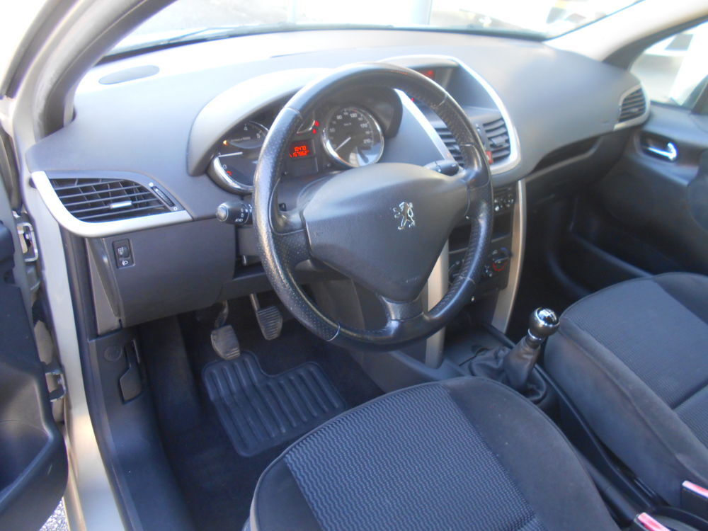 207 1.6 VTi 16V 120ch Premium 2008 occasion 73420 Drumettaz-Clarafond