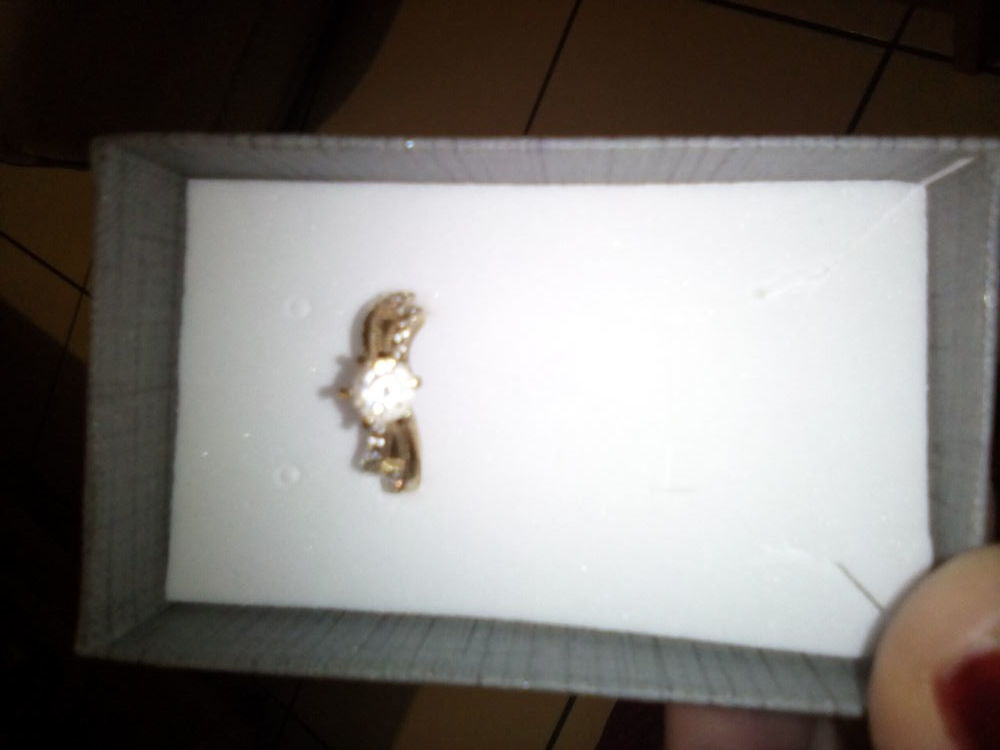 bague de fian&ccedil;ailles
Bijoux et montres