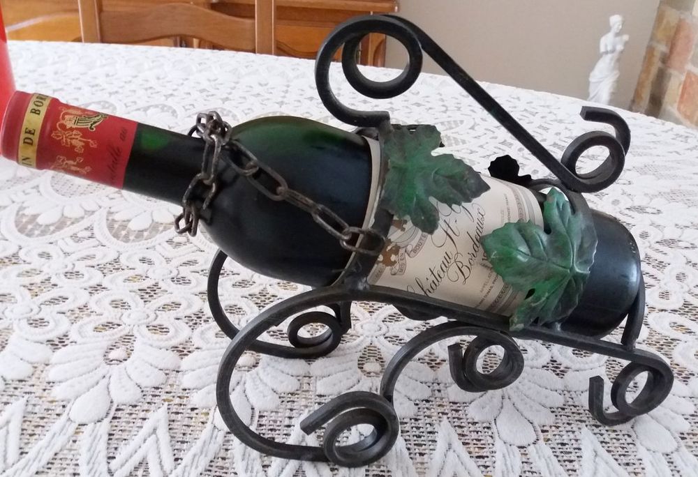 Diff&eacute;rents objets en fer forg&eacute; Décoration
